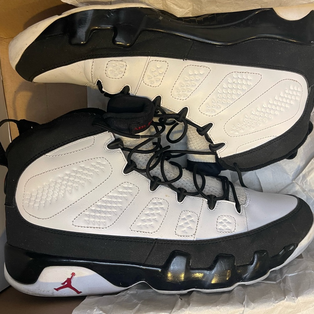 Used Men’s Air Jordan Retro 9 - Picture 7 of 10